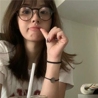 女高中生给你做饭了
